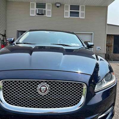 2013 Jaguar XJ - XJ Supercharged Sedan 4D