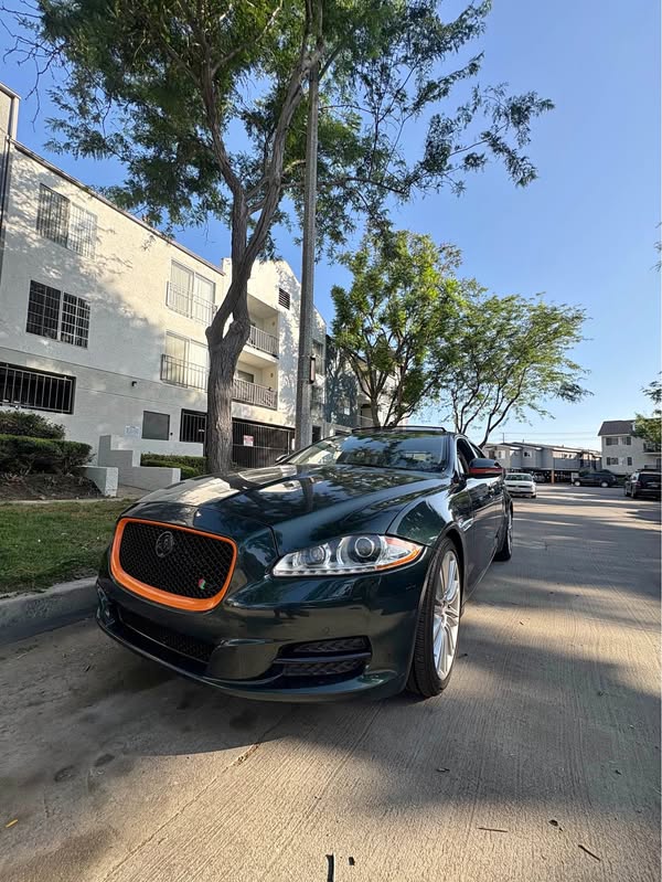 2011 Jaguar XJ - XJL Supercharged Sedan 4D