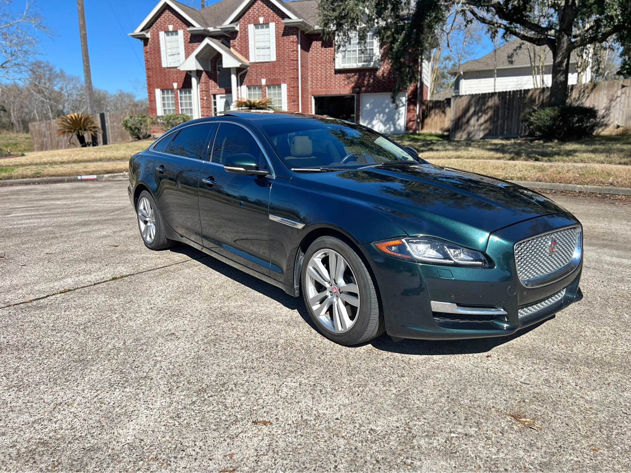 2016 Jaguar XJ - XJL Portfolio Sedan 4D