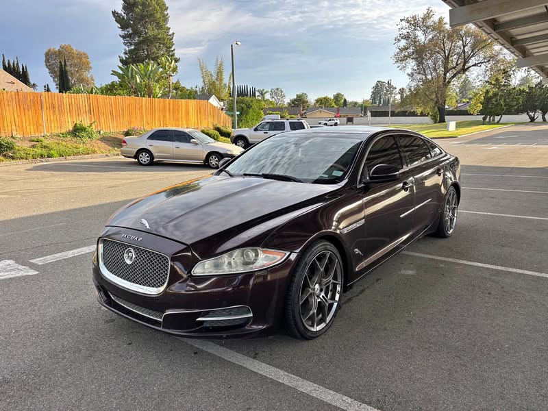 2011 Jaguar XJ - XJL Ultimate Sedan 4D