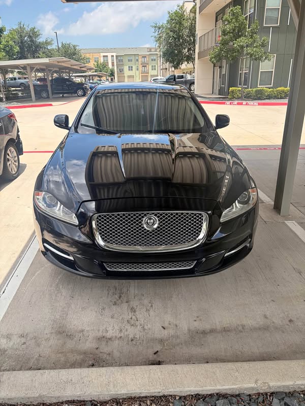 2011 Jaguar XJ - XJL Sedan 4D