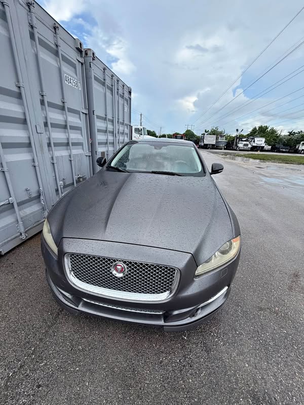 2014 Jaguar XJ - XJL Supercharged Sedan 4D