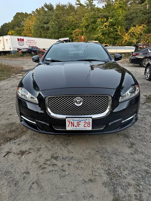 2013 Jaguar XJ - XJL Supercharged Sedan 4D