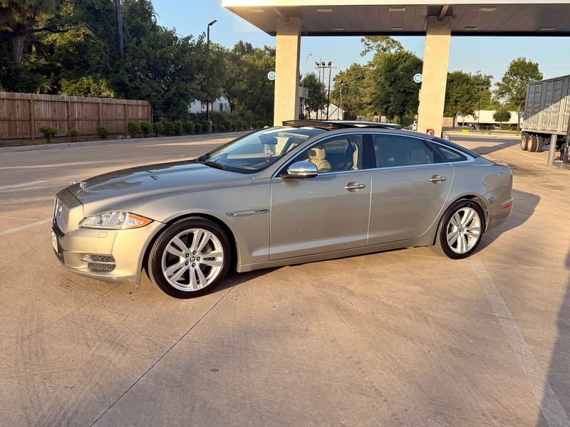 2011 Jaguar XJ - XJL Sedan 4D