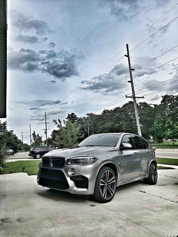 2016 BMW X5 - X5 M
