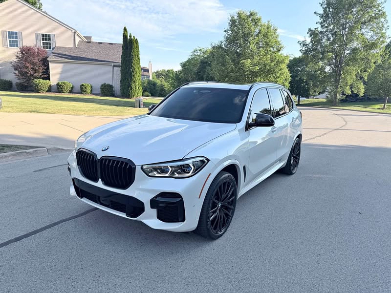 2022 BMW X5 M - xDrive Sport Utility 4D