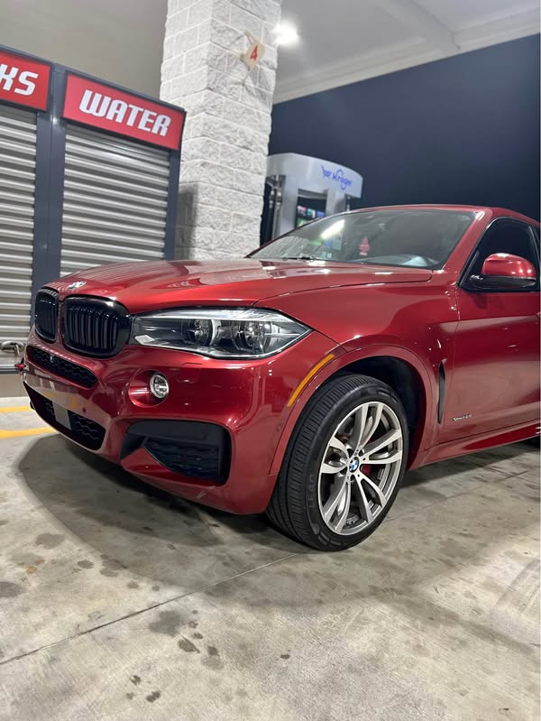 2016 BMW X6 - X6 M