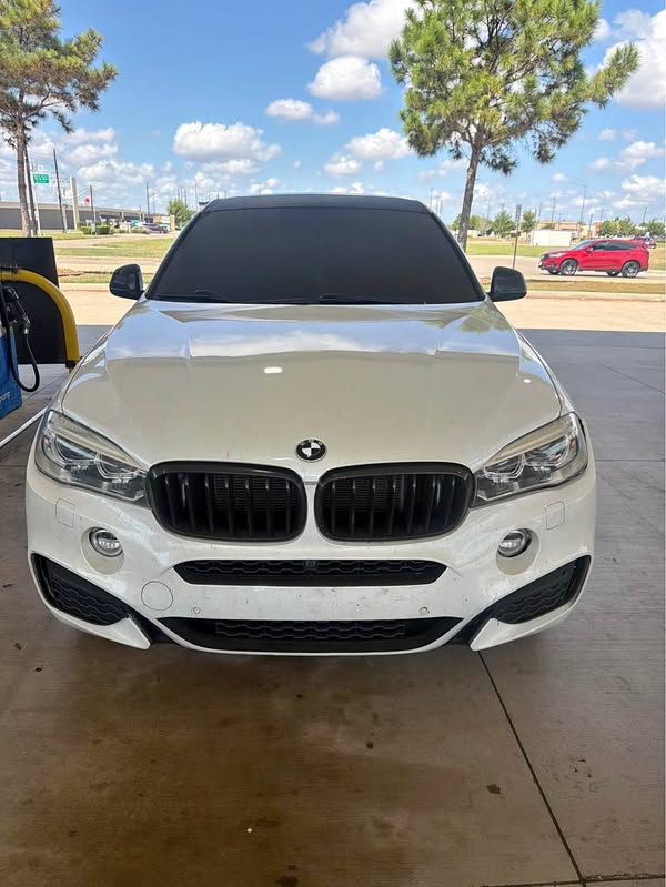 2017 BMW X6 - X6 M