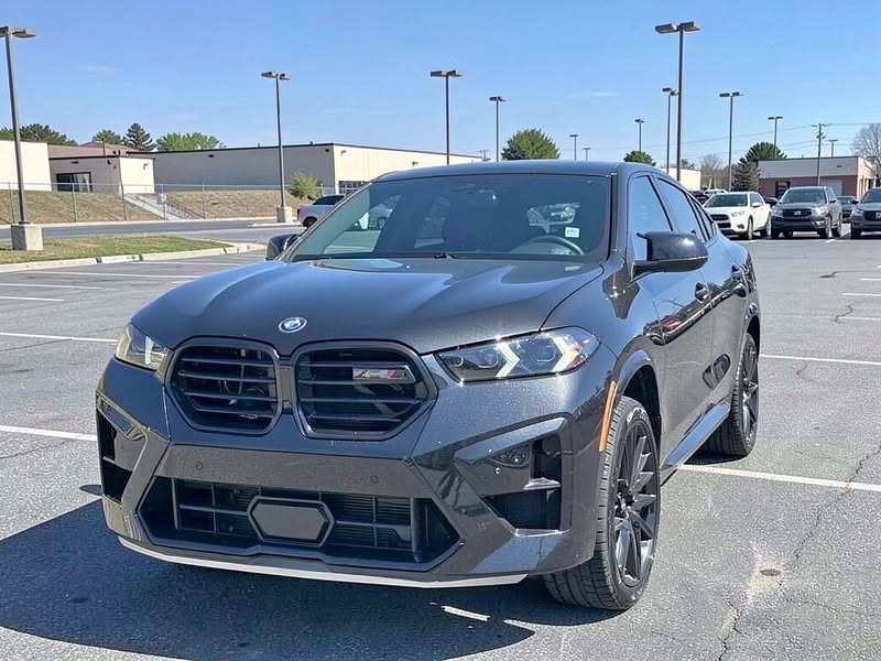 2025 BMW x6 m  \ud83e\udd18 34118 miles