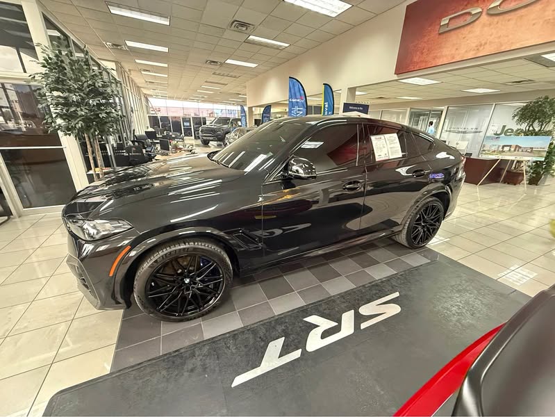 2025 BMW X6M
