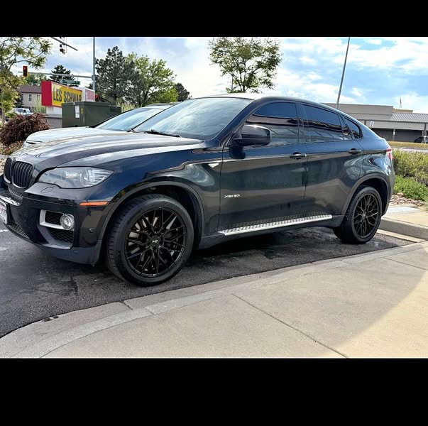 2014 BMW X6 M - Sport Utility 4D
