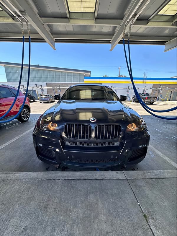 2011 BMW X6 M - Competition Sport Utility 4D