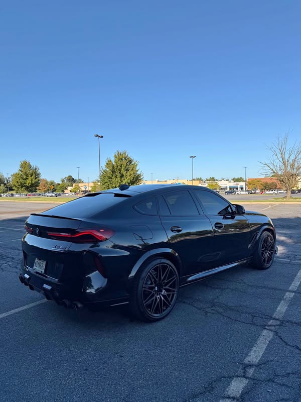 2021 BMW X6 M - Competition Sport Utility 4D