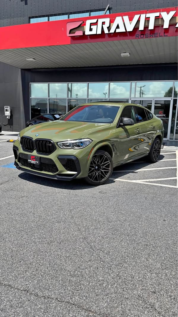 2022 BMW X6 M - Base
