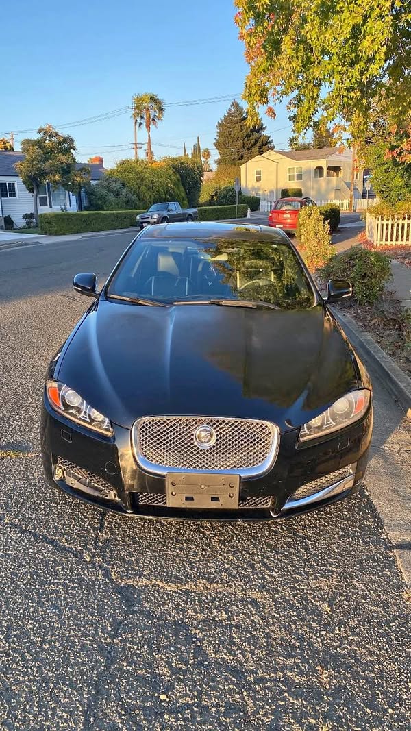 2012 Jaguar XF - XF Portfolio Sedan 4D