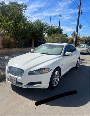 2013 Jaguar XF - XF Sedan 4D