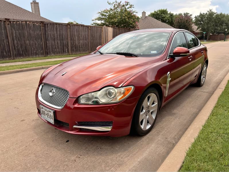2010 Jaguar XF - XF Sport Sedan 4D
