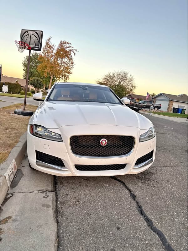 2016 Jaguar XF