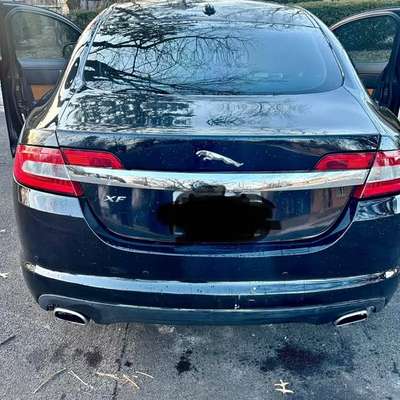 2010 Jaguar XF - XF 30t Premium Sedan 4D