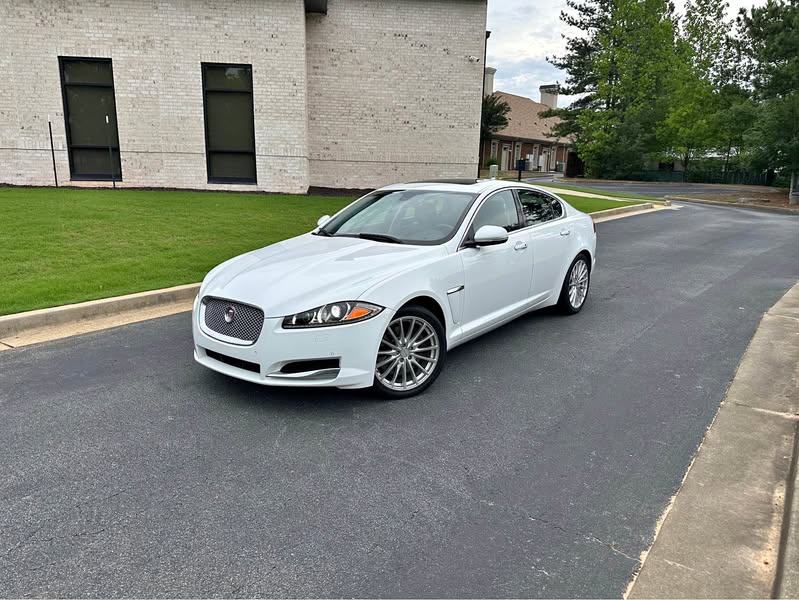 2014 Jaguar XF - XF Supercharged Sports Sedan 4D