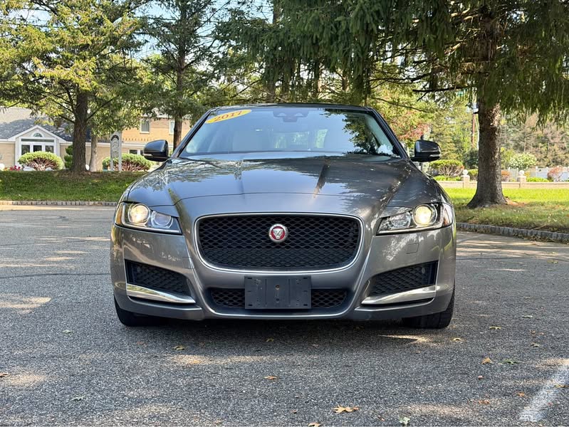 2017 Jaguar XF - Premium Luxury Sedan 4D