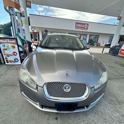 2010 Jaguar XF - Supercharged Sedan 4D