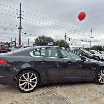 2015 Jaguar XF - Premium Luxury Sedan 4D