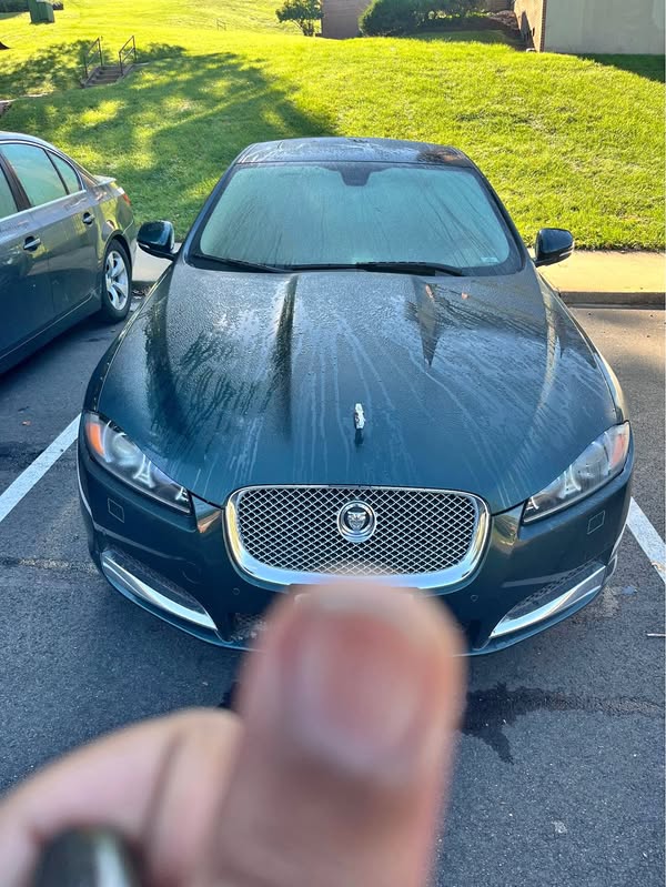 2013 Jaguar XF - Supercharged Sedan 4D