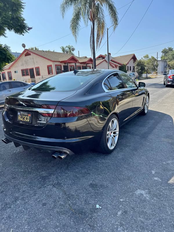 2013 Jaguar XF - XF Supercharged Sedan 4D