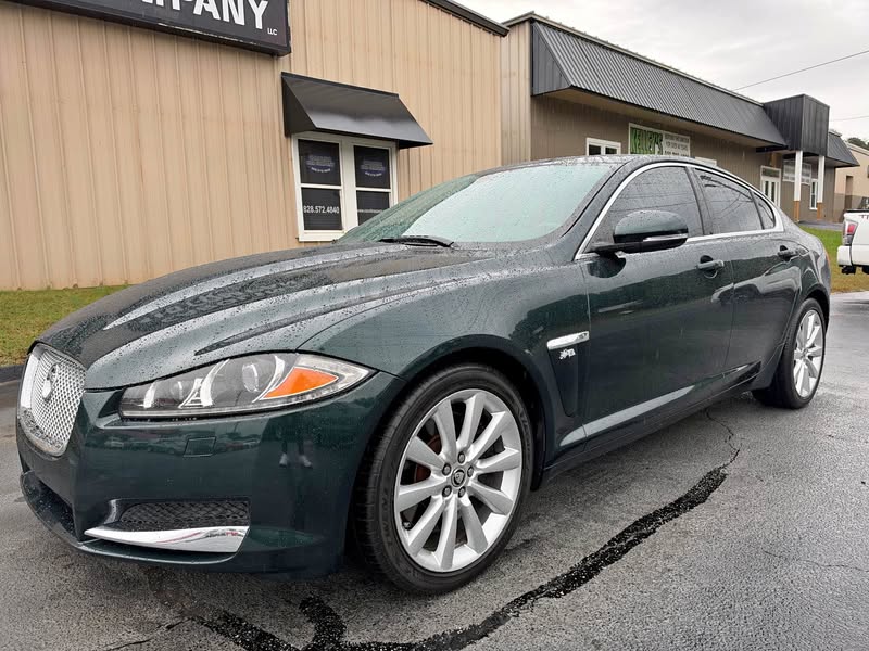 2013 Jaguar XF XF Supercharged Sedan 4D