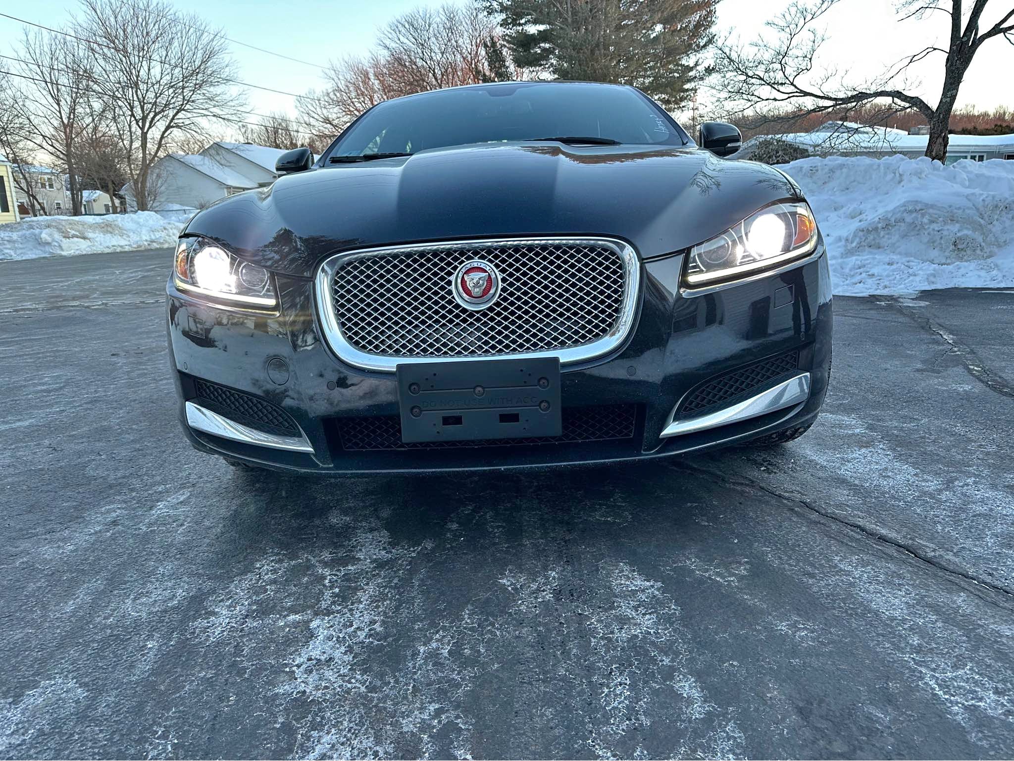 2015 Jaguar XF - XF Sedan 4D