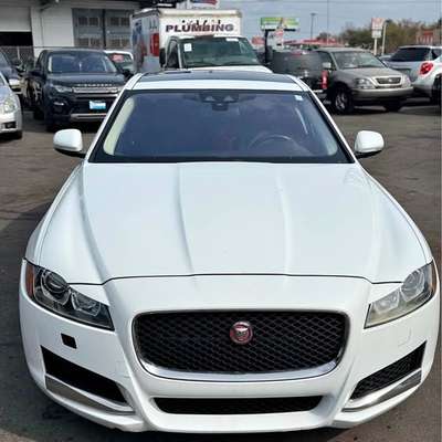 2016 Jaguar XF - XF 35t Premium Sedan 4D