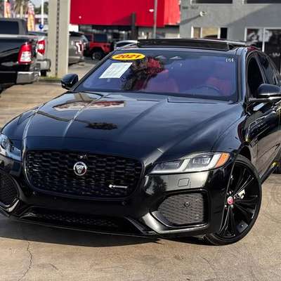 2021 Jaguar XF - P300 R-Dynamic SE Sedan 4D