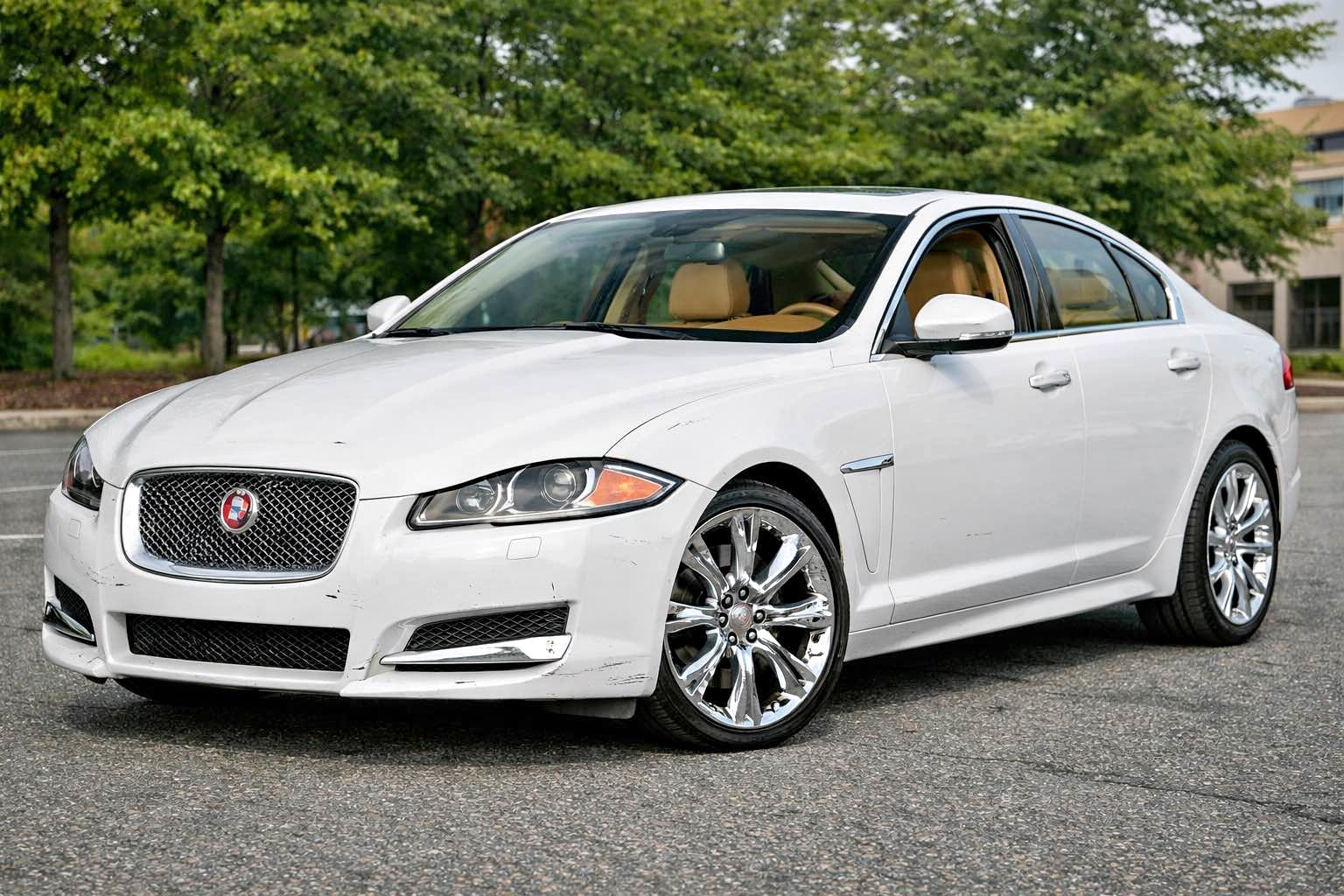 2014 Jaguar XF - XF Supercharged Sedan 4D