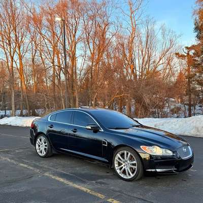 2009 Jaguar XF - Supercharged Sedan 4D