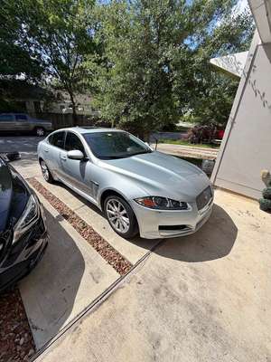 2015 Jaguar XF - Premium Luxury Sedan 4D
