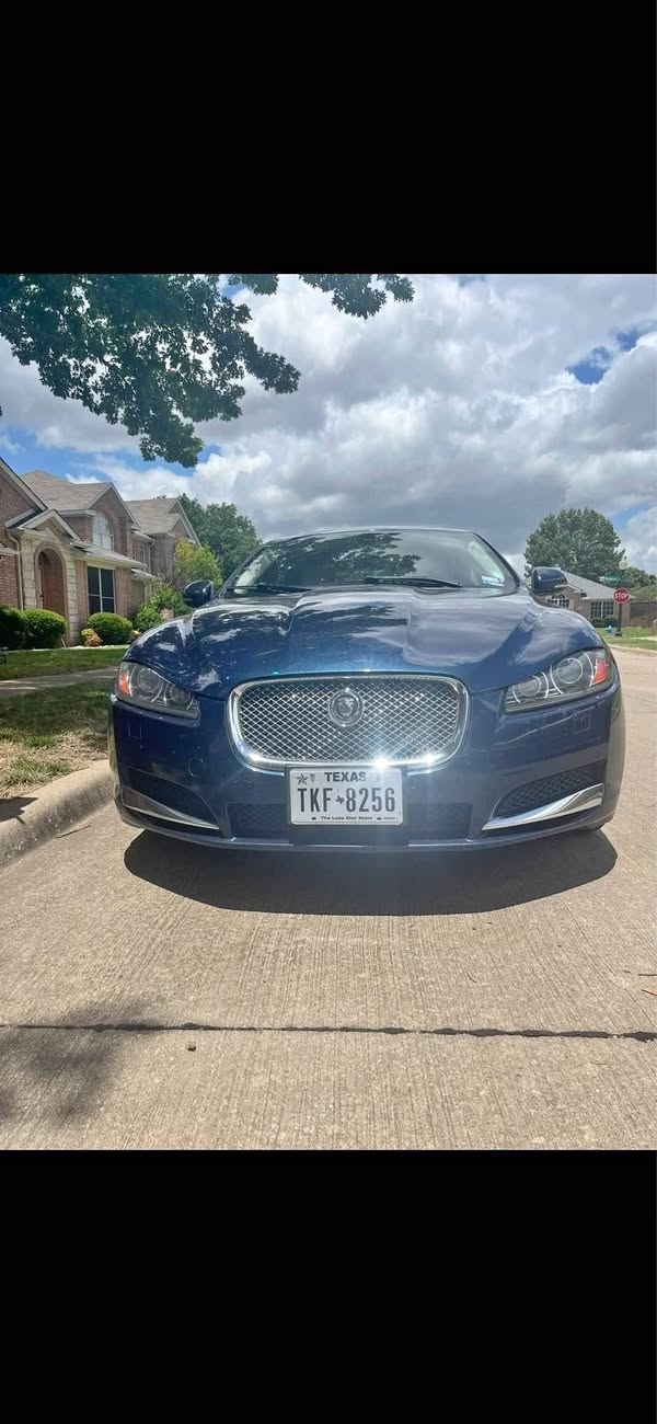 2012 Jaguar XF - XF Portfolio Sedan 4D