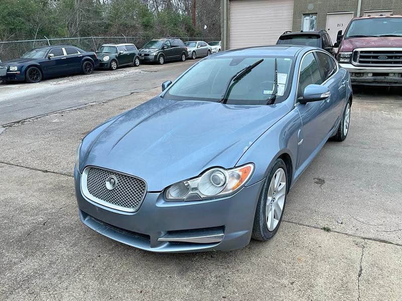2009 Jaguar XF - Premium Luxury Sedan 4D