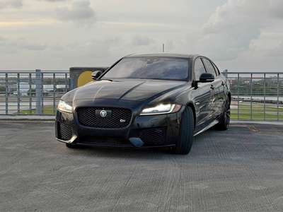 2016 Jaguar XF - XF S Sedan 4D