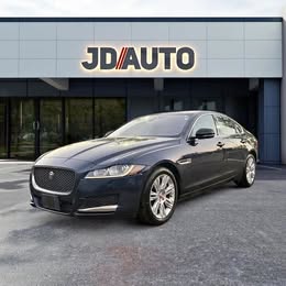 2017 Jaguar XF XF 35t Premium Sedan 4D