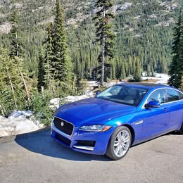 2017 Jaguar XF Prestige