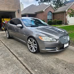 2010 Jaguar XF