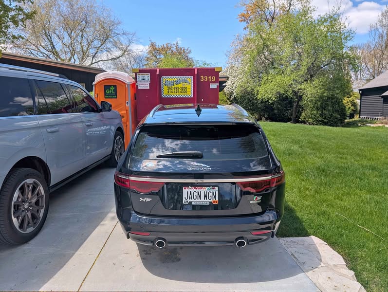 2018 Jaguar XF - XF Sportbrake S First Edition Sport Wagon 4D