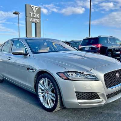 2017 Jaguar XF