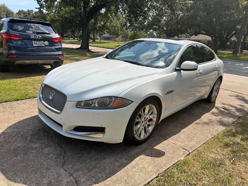2013 Jaguar XF - XF Supercharged Sedan 4D