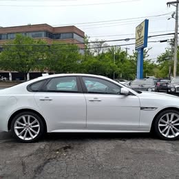 2017 Jaguar XF - XF 35t R-Sport Sedan 4D