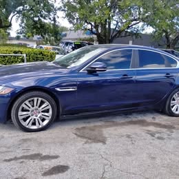 2017 Jaguar XF 35t Premium 4dr Sedan