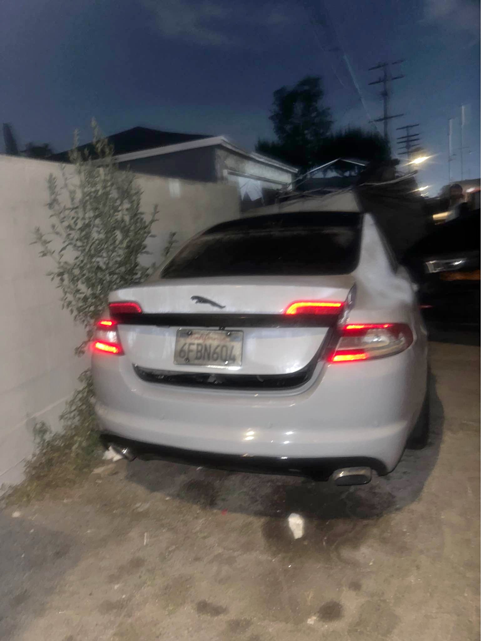 2009 Jaguar XF - Luxury Sedan 4D