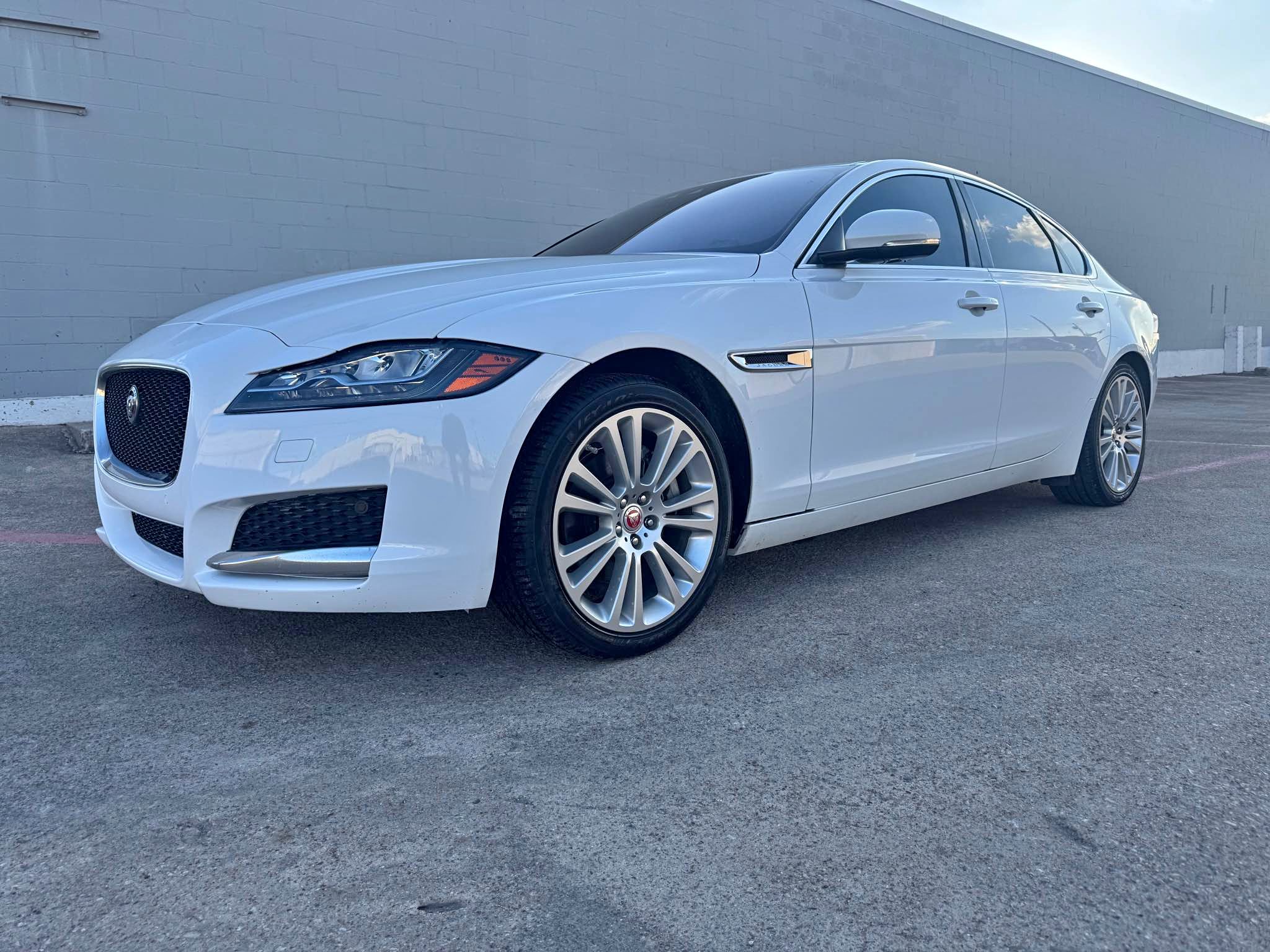2020 Jaguar XF - Supercharged Sedan 4D