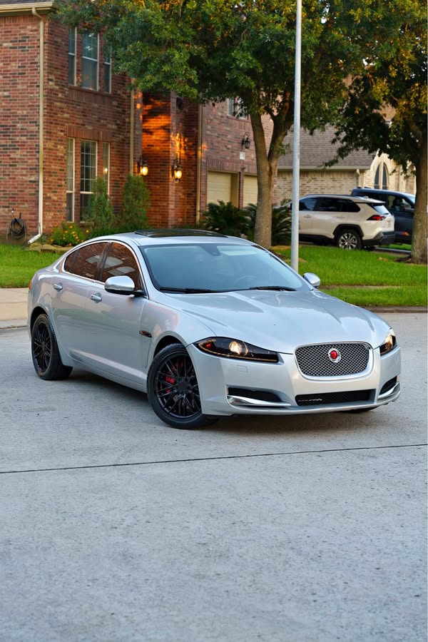 2013 Jaguar XF